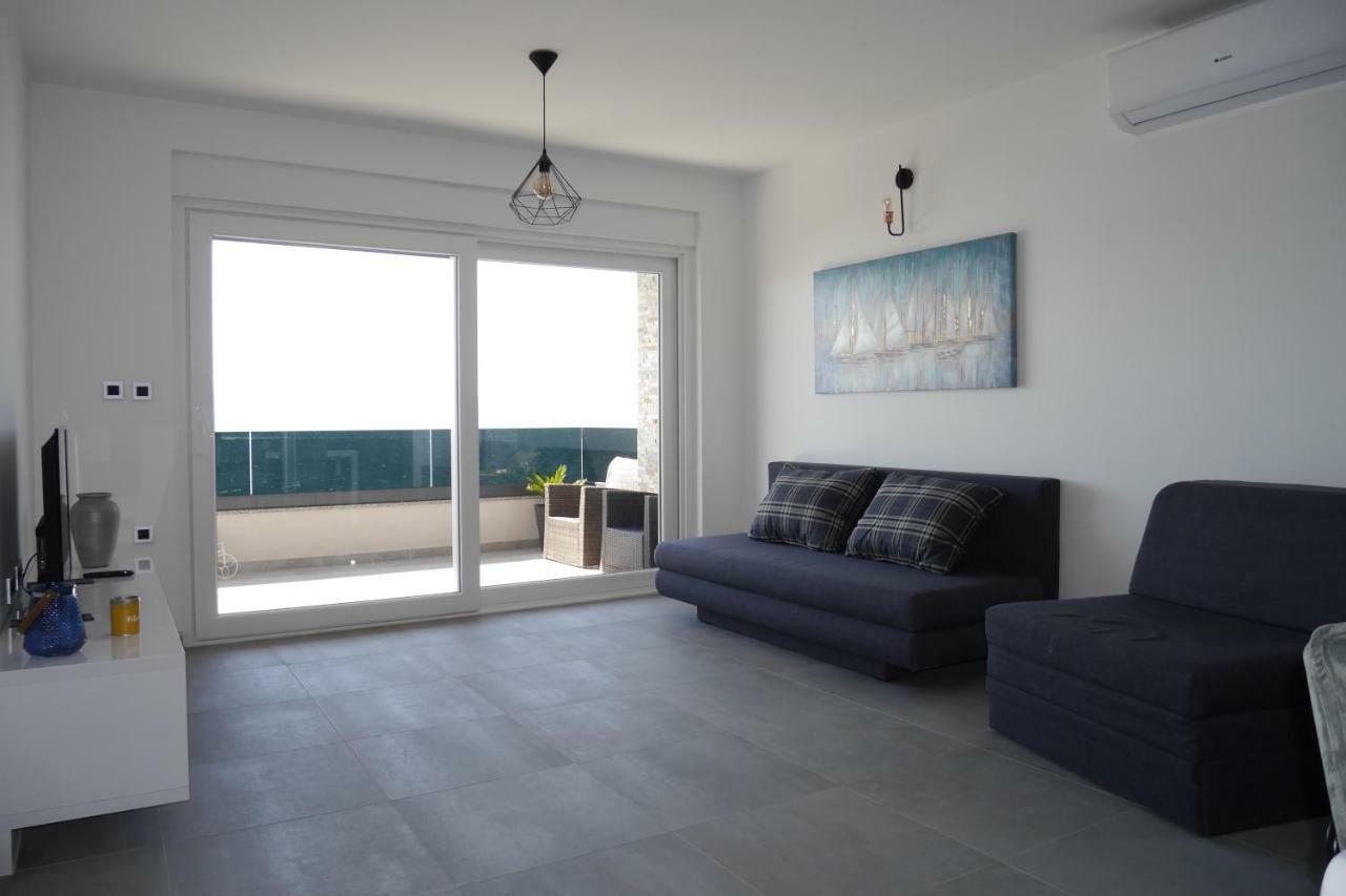 Luxury Apartments Beach Jesenice  Esterno foto