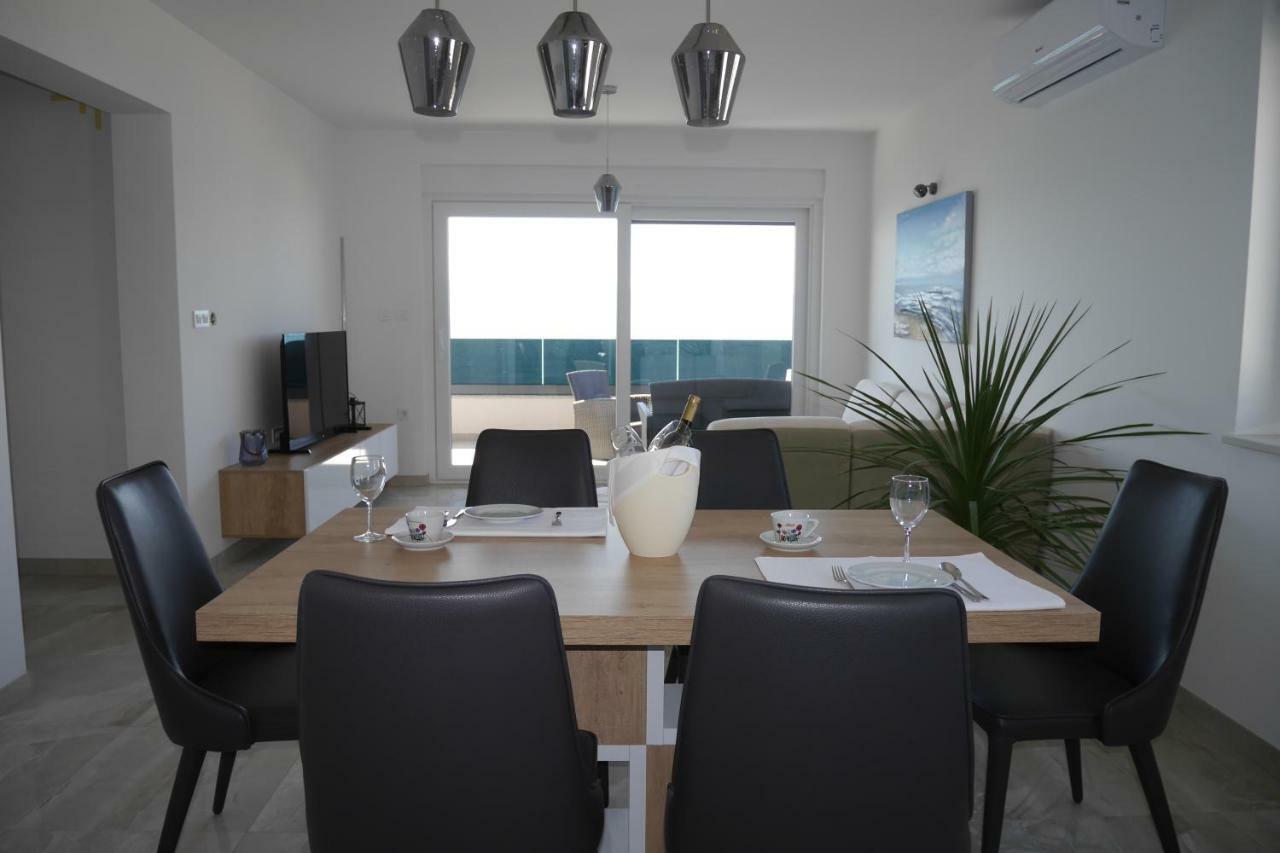 Luxury Apartments Beach Jesenice  Esterno foto