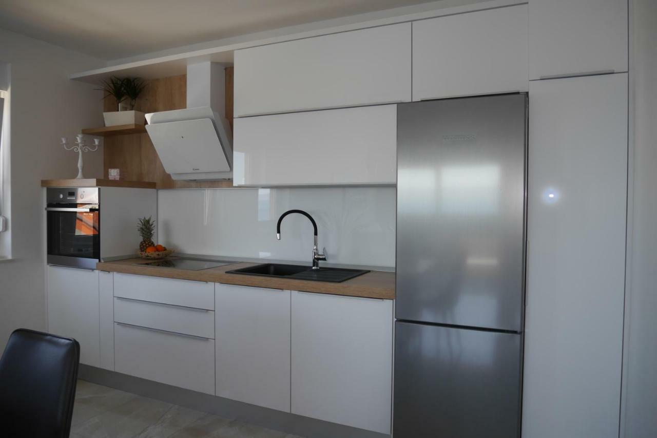 Luxury Apartments Beach Jesenice  Esterno foto